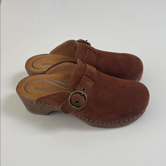 Aetrex Madison clogs. NWOT size 7.5-8 - Picture 4 of 16